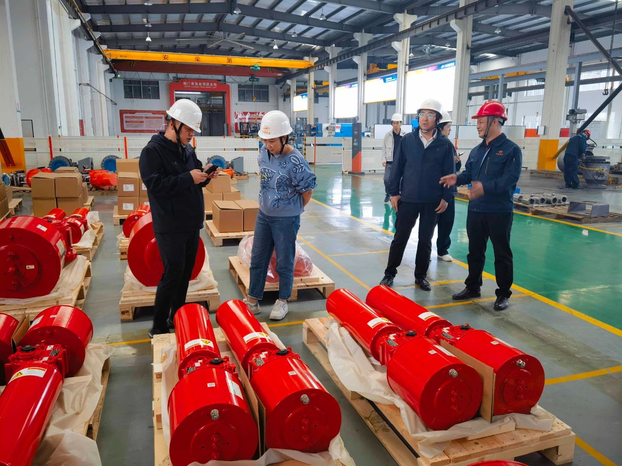 技術(shù)交流促發(fā)展，攜手共進(jìn)謀新篇——伊泰伊犁能源一行蒞臨江恒閥業(yè)考察交流紀(jì)實(shí)